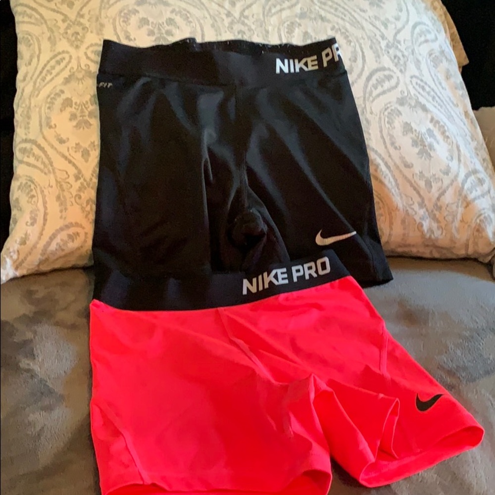 Nike spandex